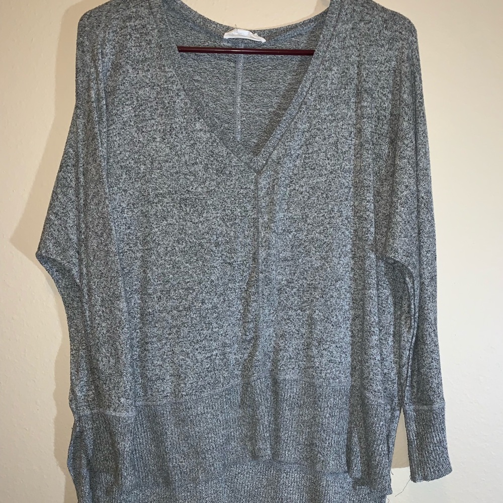 Women’s Heather Grey V Neck